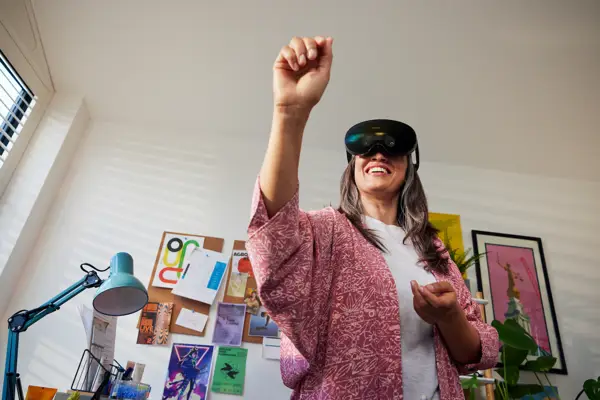 20231023 Tiramisu Brand Homeoffice IT Hrprofessional Lifestyle Solo 5408 Srgb FINAL