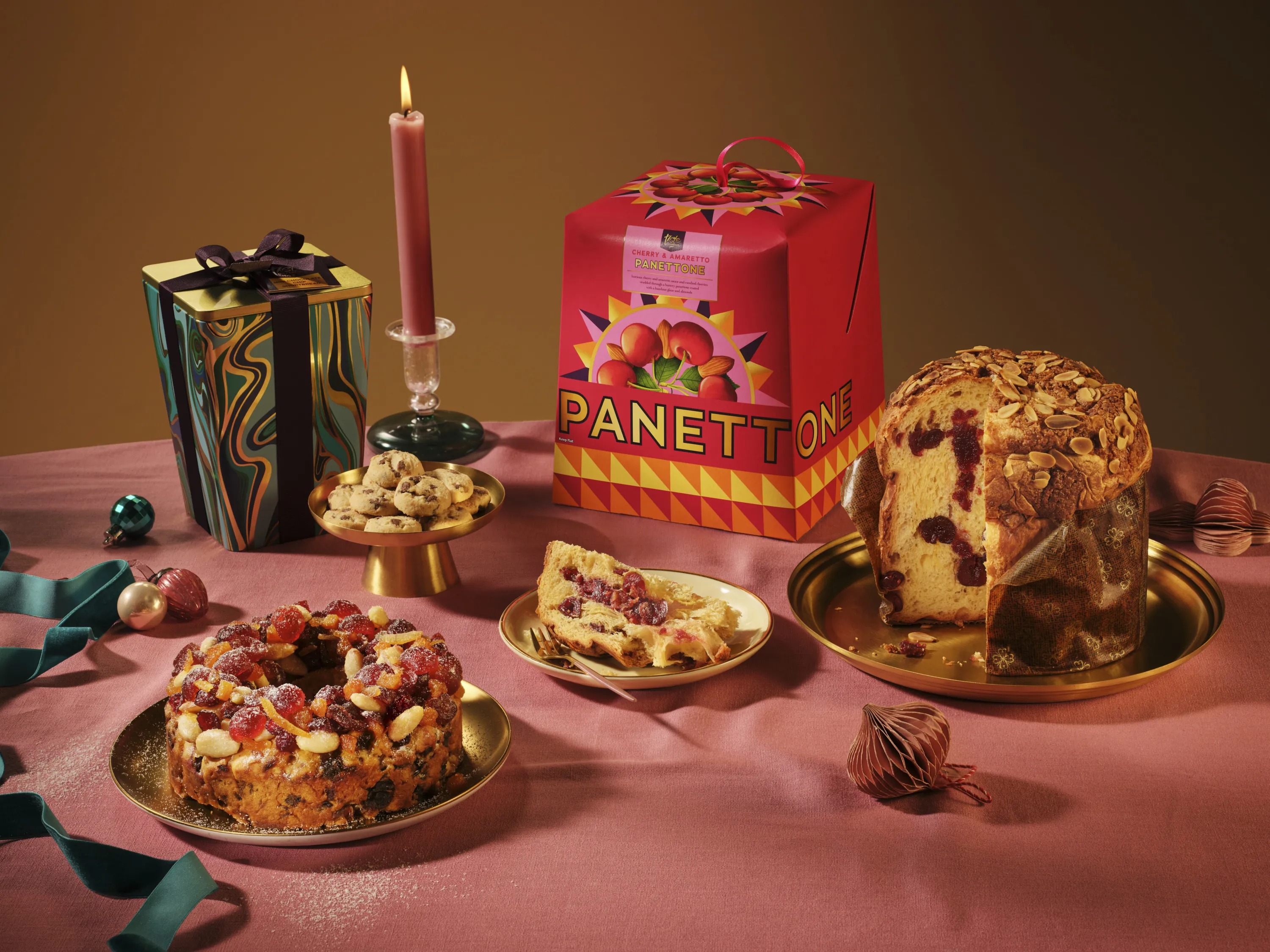 Lizzie_Mayson_Sainsburys_TTD_Christmas_Stills_23.jpg