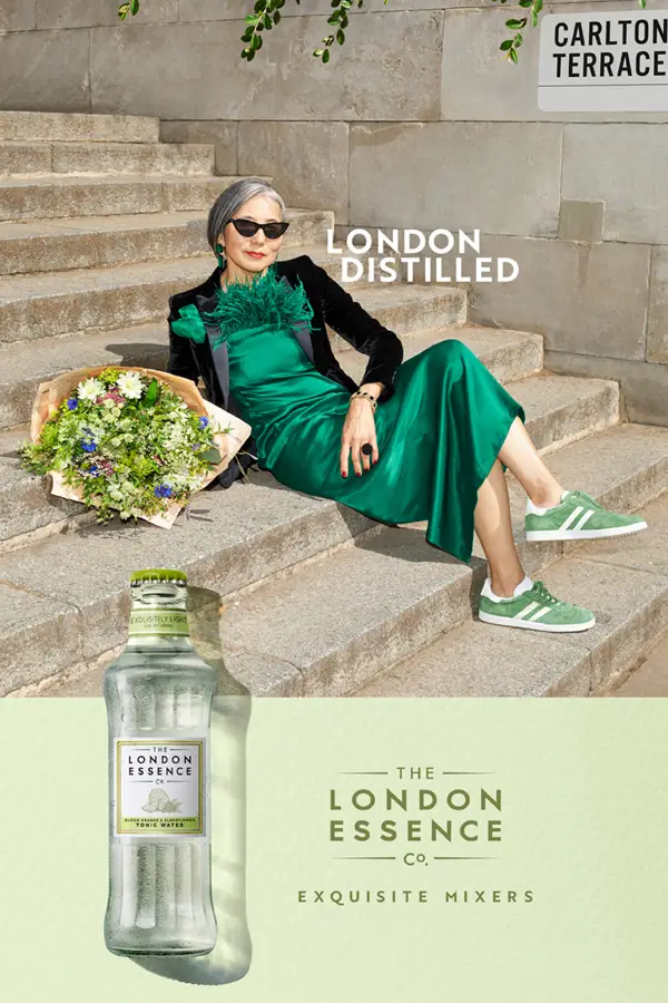 B6239 Britvic LE Clearchannel Trafford Centre Entering Debenhams NAOKO 768X1152px