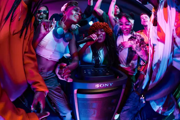 ULT Karoke Mode Still7 0971