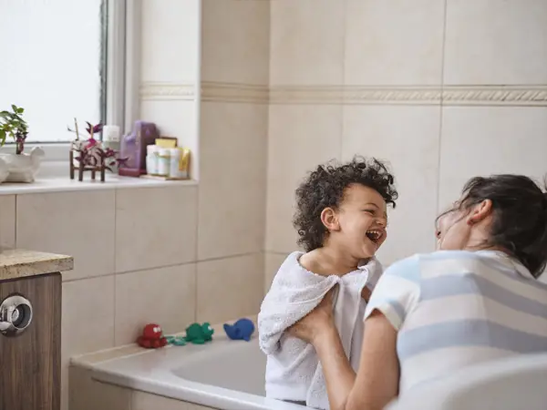 SHOT16 NERI Bathroom 1102 V02 RGB